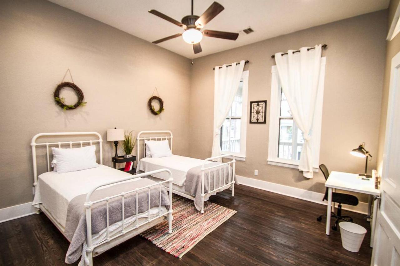 Сasa de vacaciones Wyoming St Restored Historic 2br/1ba Downtown *