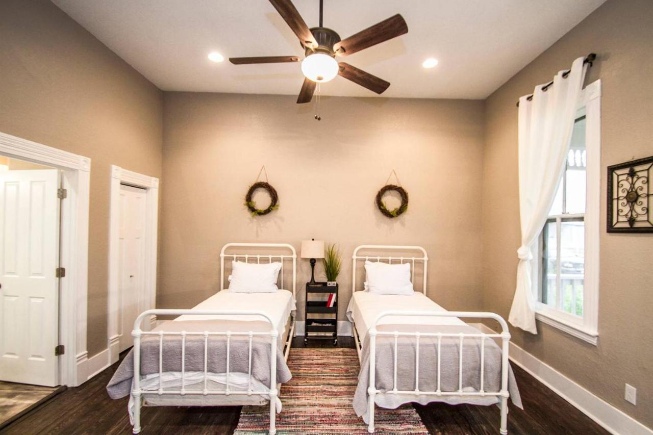 Wyoming St Restored Historic 2br/1ba Downtown Сasa de vacaciones *