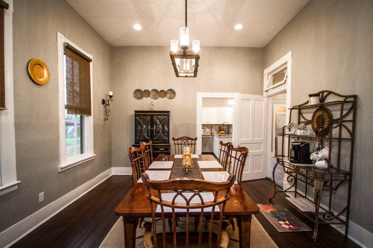 Wyoming St Restored Historic 2br/1ba Downtown